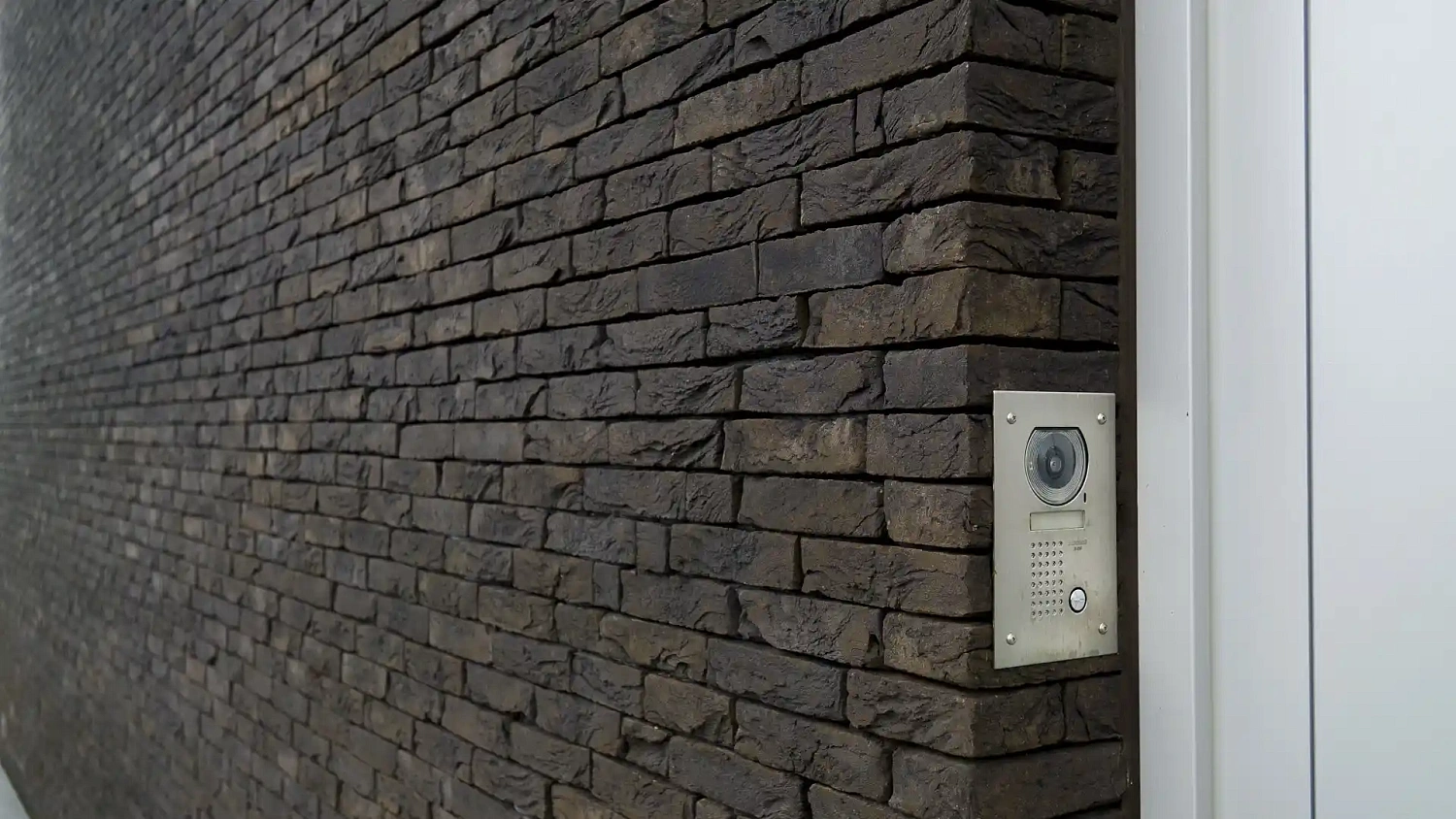 Плитка под кирпич ручной формовки Nelissen Zwart Mangaan, 215x20x65 мм